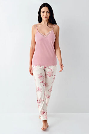 Kadın 3'lü Lisanslı Yumuşak Doku Çiçek Desenli Sabahlıklı Pijama Takımı 2 Çift Çorap Hediye