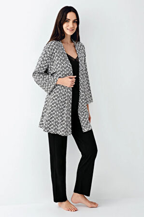 Kadın 3'lü Lisanslı Yumuşak Doku Sabahlıklı Pijama Takımı 2 Çift Çorap Hediye