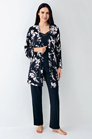 Kadın 3'lü Lisanslı Yumuşak Doku Sabahlıklı Pijama Takımı 2 Çift Çorap Hediye