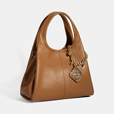 Kadın Taba Charm Aksesuarlı Deri El Çantası