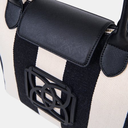 Kadın Monogram Logolu Siyah Çizgili Kumaş Midi Omuz Çantası