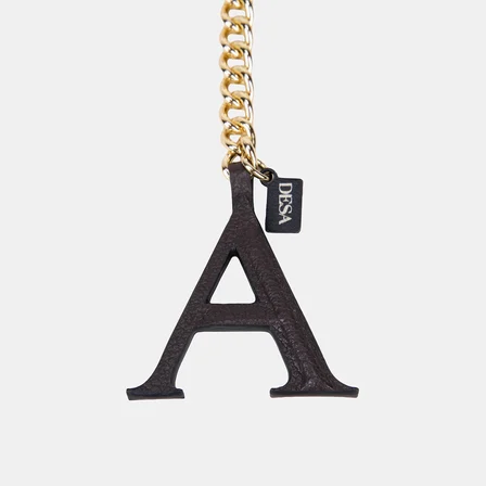 Acı Kahve A Harfi Gold Zincirli Deri Charm / Anahtarlık
