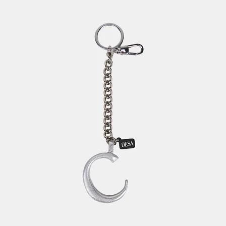 Gümüş C Harfi Zincirli Deri Charm / Anahtarlık