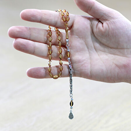 Kararmaz Metal Kafes Zincir Püsküllü Arpa Kesim Şeffaf Renk Bilek Boy Ateş Kehribar Tesbih