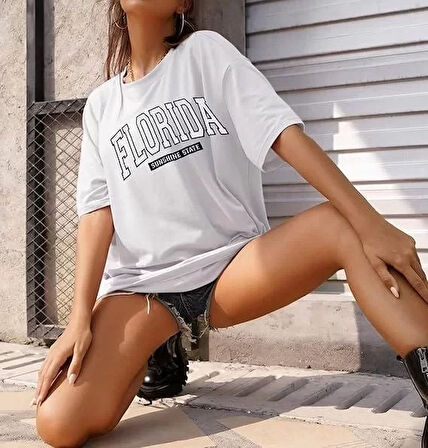 Kadın Bisiklet Yaka Baskılı T-shirt - Beyaz