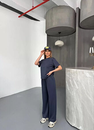 Osy Modal Yumuşak Dokulu Kumaş Kısa Kollu Bluz Rahat Pantalon ikili Takım- Füme