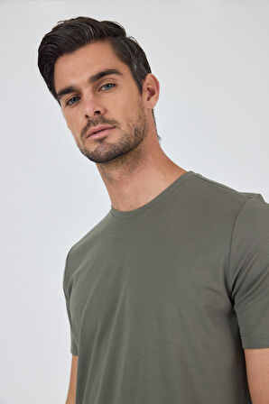 Koyu Haki Kısa Kol Bisiklet Yaka Cepsiz Pamuklu Casual Slim Fit Tişört 1011250165