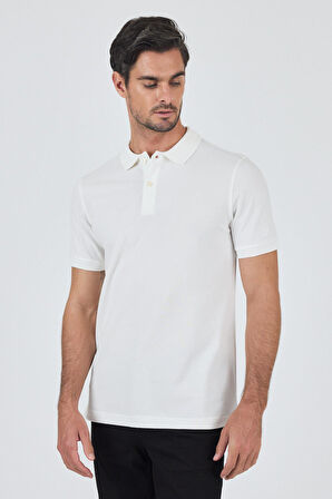 Açık Krem Polo Yaka Kısa Kol Cepsiz Slim Fit Classic Pamuklu Tişört 1011250177