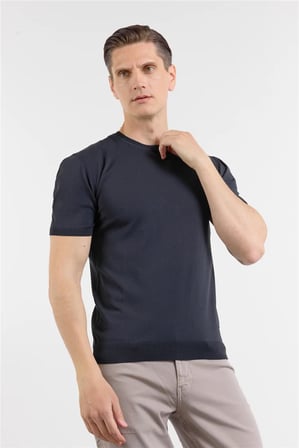 Koyu Lacivert Kısa Kol Bisiklet Yaka Cepsiz  Slim Fit  Tişört 1011250179