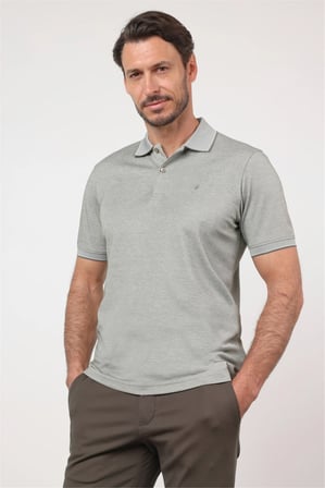 Haki Polo Yaka Kısa Kol Cepsiz Comfort Fit Pamuklu Tişört 1011260153