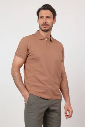 Sütlü Kahverengi Polo Yaka Kısa Kol Cepsiz Slim Fit Pamuklu Tişört 1011260154
