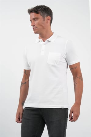 Beyaz Polo Yaka Kısa Kol Cepli Comfort Fit Pamuklu Tişört 1011260155