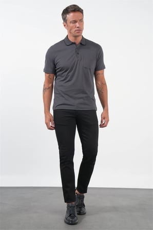 Siyah Polo Yaka Kısa Kol Cepli Comfort Fit Pamuklu Tişört 1011260157