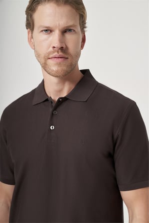 Kahverengi Polo Yaka Kısa Kol Cepsiz Comfort Fit %100 Pamuk Tişört 1011260162