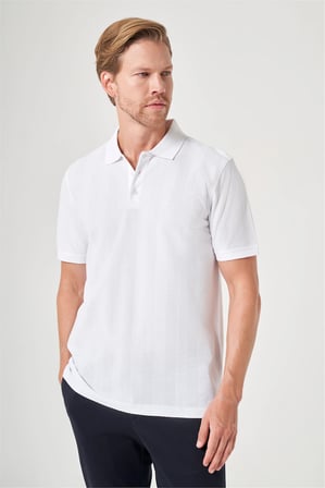 Beyaz Polo Yaka Kısa Kol Cepsiz Comfort Fit %100 Pamuk Tişört 1011260162