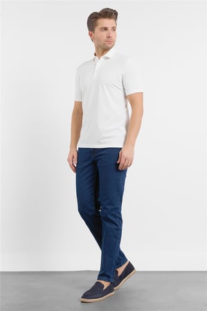 Beyaz İtalyan Yaka Kısa Kol Cepsiz Slim Fit Pamuklu Tişört 1011260180