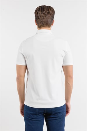 Beyaz İtalyan Yaka Kısa Kol Cepsiz Slim Fit Pamuklu Tişört 1011260180