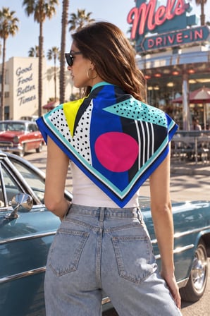 Tarzınıseç Seksenler Retro Neon Geometrik Desenli Fular 70 x 70 cm