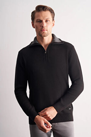 Siyah Fermuarlı Yarım Balıkçı Uzun Kol Cepsiz Comfort Fit Casual Pamuklu Triko Kazak 1012255204