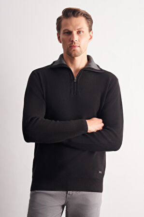 Siyah Fermuarlı Yarım Balıkçı Uzun Kol Cepsiz Comfort Fit Casual Pamuklu Triko Kazak 1012255204