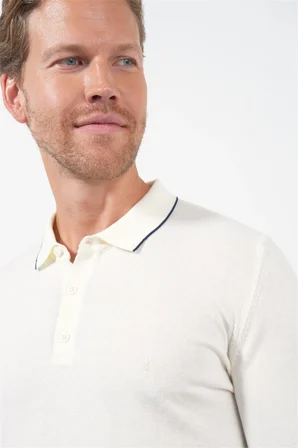 Krem Rengi Polo Yaka Kısa Kol Örme Comfort Fit %100 Pamuk Kazak 1012260151