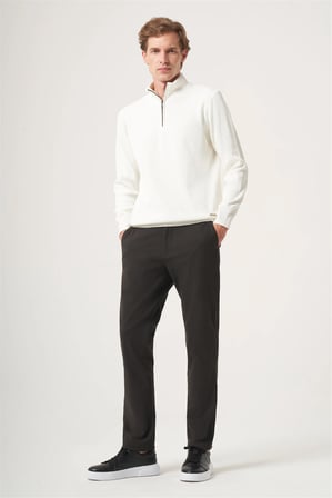 Ekru Dik Yaka Uzun Kol Örme Comfort Fit Pamuklu Kazak 1012265158