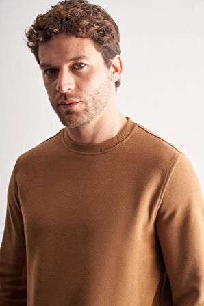 Açık Kahverengi Uzun Kol Bisiklet Yaka Düz Pamuklu Comfort Fit Sweatshirt 1013255150