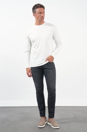 Beyaz Bisiklet Yaka Uzun Kol Örme Standart Fit Esnek Sweatshirt 1013260150