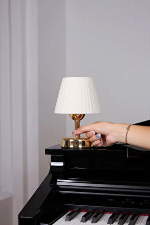 Osmanlı İpeği Pileli Kablosuz Masa Lambası -Alt Parlak Gold Led Işık ( 9v Pil 75-90 Saat)