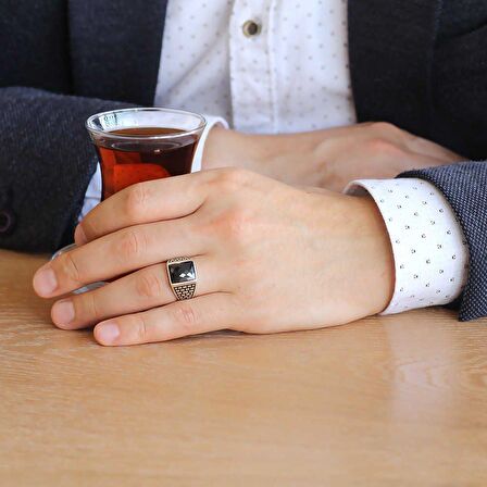 Siyah Zirkon Taşlı 925 Ayar Gümüş Kaledar Yüzüğü