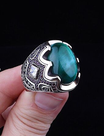 Yeşil Kaplangözü Taşlı Yanları Gravür İşlemeli 925 Ayar Gümüş Erkek Yüzük