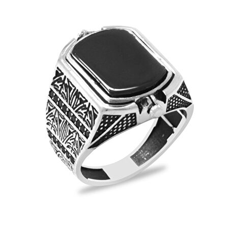 Siyah Oniks Taşlı Çift Taraflı Kişiye Özel İsim Harf Yazılı 925 Ayar Gümüş Erkek Yüzük