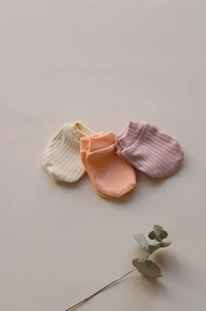 3lü Lila-turuncu-krem Yenidoğan Eldiven Set