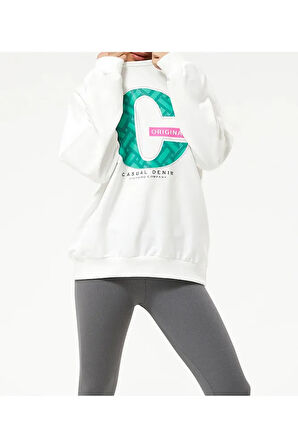Kadın Sıfır Yaka Baskılı Oversize Sweatshirt