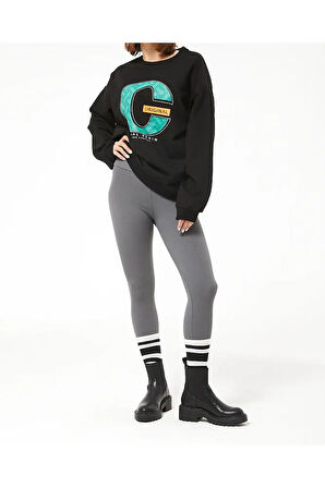 Kadın Sıfır Yaka Baskılı Oversize Sweatshirt