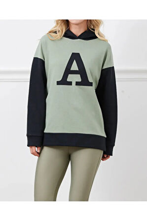 Kadın Baskılı Kapüşonlu Oversize Üç İplik Sweatshirt