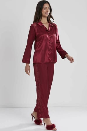 Pierre Cardin Kadın Sırtı Dantel Saten Pijama Takımı 1438