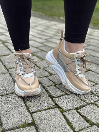 Günlük Kadın Sneaker Rugan Spor Ayakkabı Yüksek Kalın Topuklu Bağcıklı Taş Detaylı Hafif Rahat 1038