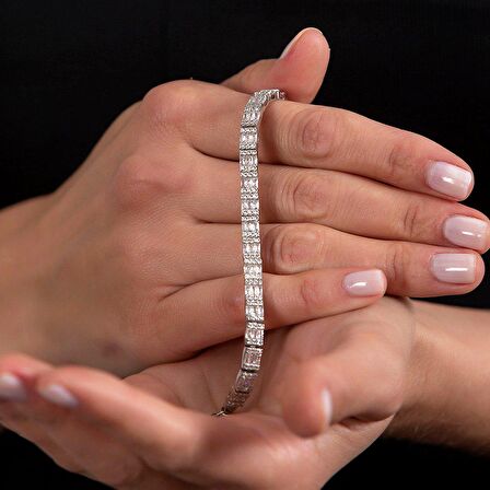 Tesbihane Starlight Diamond Pırlanta Montür Mikro Taşlı Orta Boy 925 Ayar Gümüş Su Yolu Bileklik