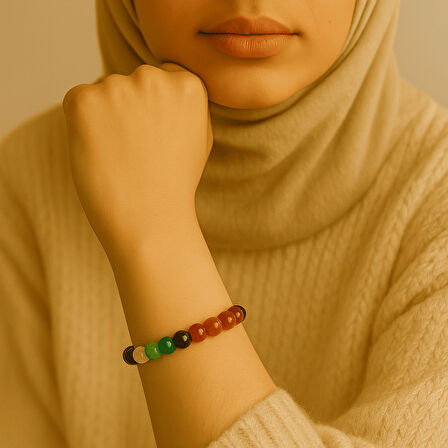 Gold Renk Kararmaz Metal Zincirli Küre Kesim Çoklu Doğaltaş Kombinli Kadın Başarı Bilekliği