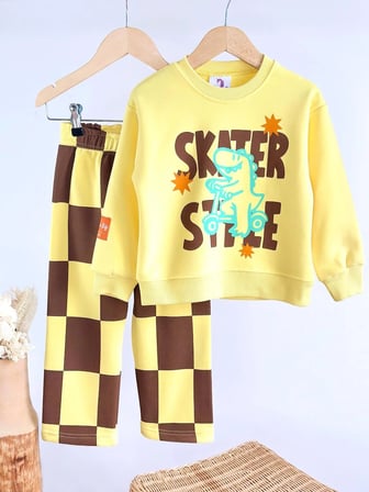 Skater Style Dinosaur Set