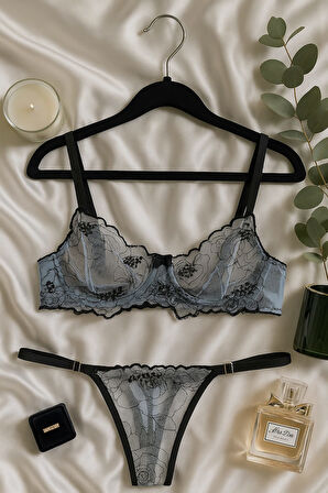 Siyah Çiçek Desenli Dantel Bralet & Külot İç Giyim Takımı