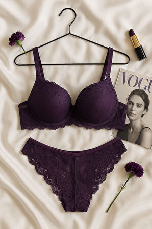 Mor Dantel Detaylı Push Up Sütyen Takımı