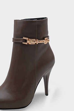 Kadın Topuklu Sivri Burun Tokalı Fermuarlı Günlük Bot Royas Kahve