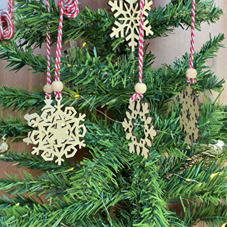 Pilli Peri Ledli 6 Parça Kırmızı Beyaz İpli Kar Tanesi Model Ahşap Yılbaşı Ağaç Süsü 