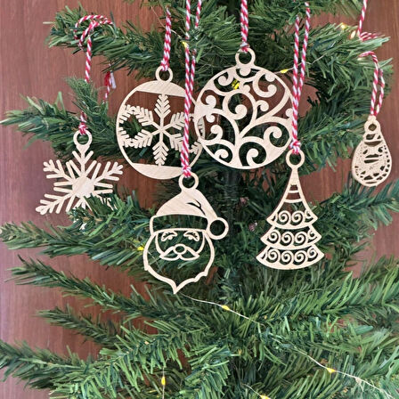 6 Parça Kırmızı Beyaz İpli Noel Babalı ve Kar Tanesi Model Ahşap Yılbaşı Ağaç Süsü 