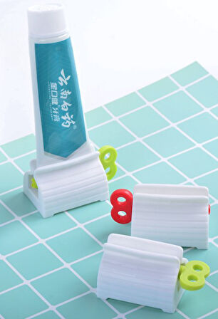 Çevirmeli Diş Macun Sıkacağı 1 Adet (5224) AZ-522489Goc204