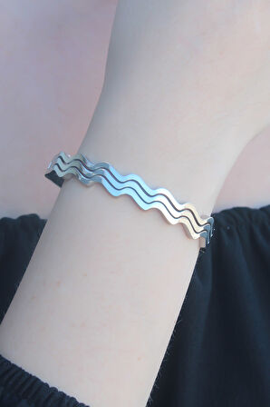 316L Kararmaz Çelik Gümüş Renk Dalga Model Kelepçe Kadın Bileklik