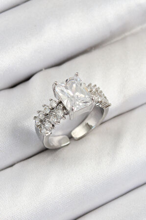 Pirinç  Büyük Zirkon Taşlı Model Gümüş Renk Kadın Yüzük