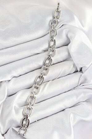 Pirinç Zirkon Taşlı Parçalı Zincir Model Gümüş Renk Kadın Bileklik